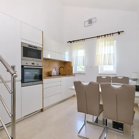 Leonida Apartment Mali Losinj Exterior photo