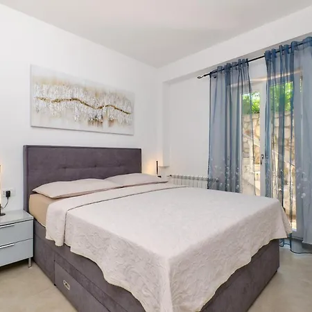 Leonida Apartment Mali Losinj Exterior photo