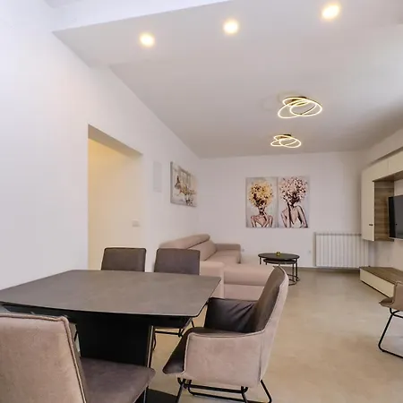 Leonida Apartment Mali Losinj Exterior photo
