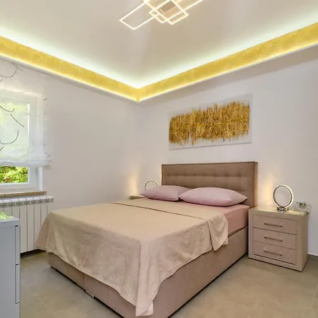 Leonida Apartment Mali Losinj Exterior photo