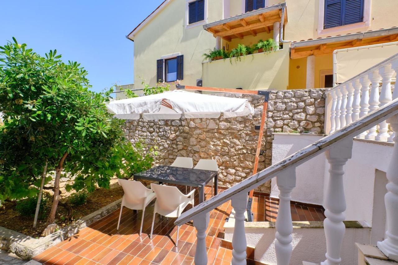 Apartment Leonida Mali Losinj
