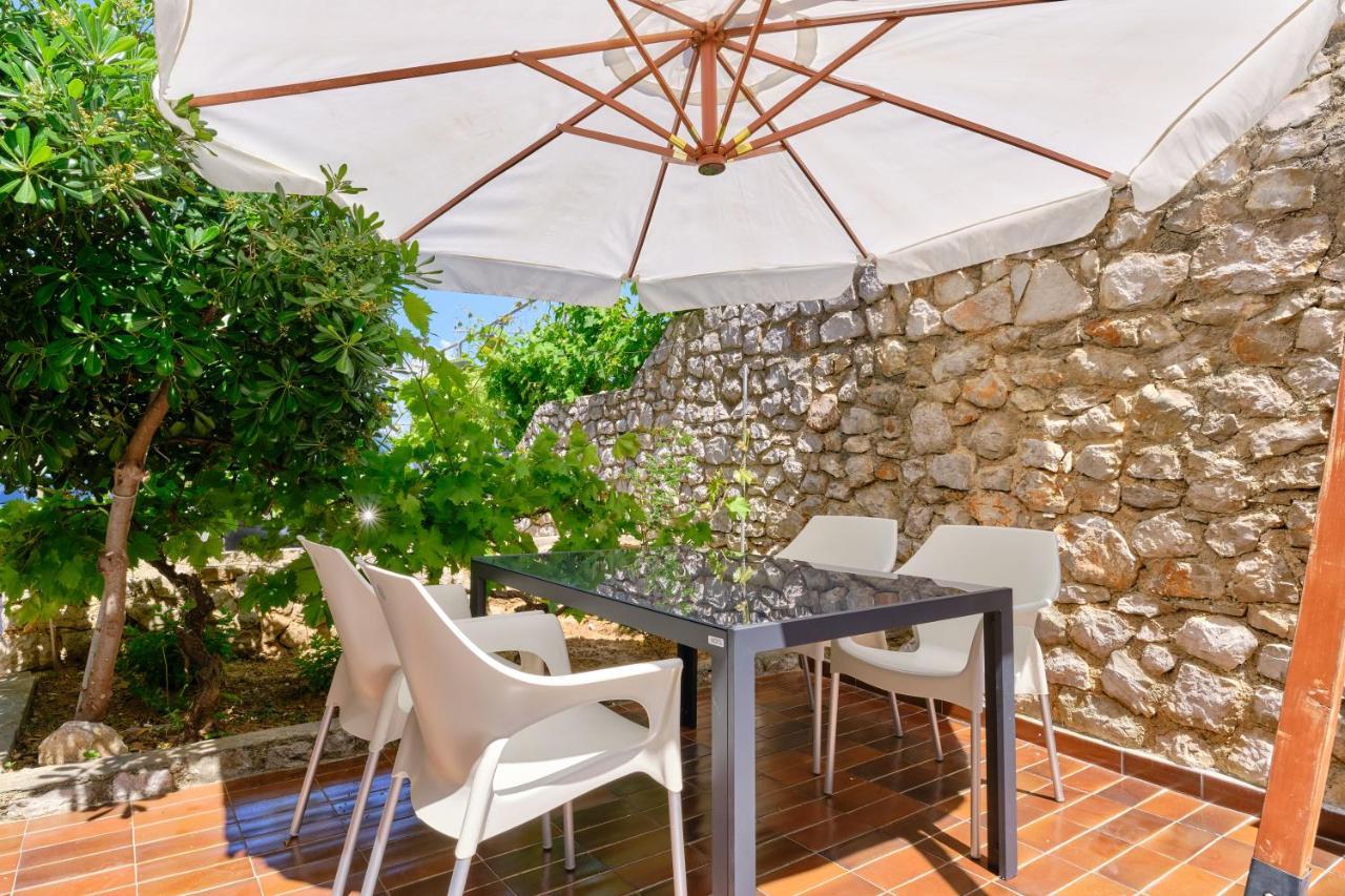 Apartment Leonida *